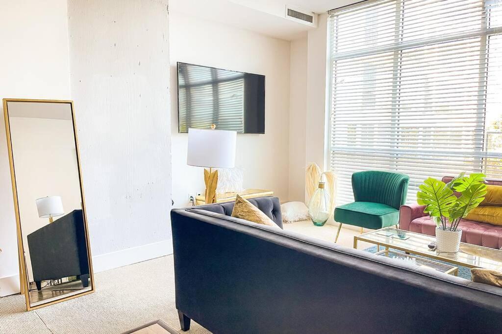 Luxury D.c. 1br Apt W/rooftop Pool In Southwest Waterfront