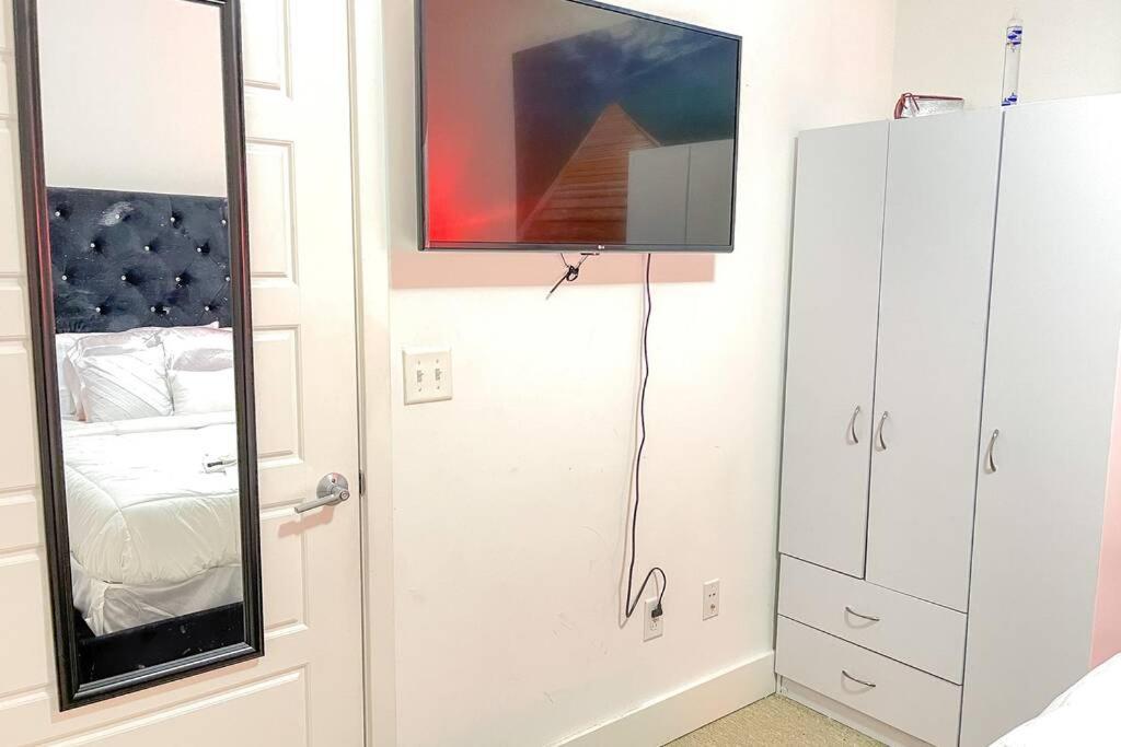 Luxury D.c. 1br Apt W/rooftop Pool In Southwest Waterfront Washington