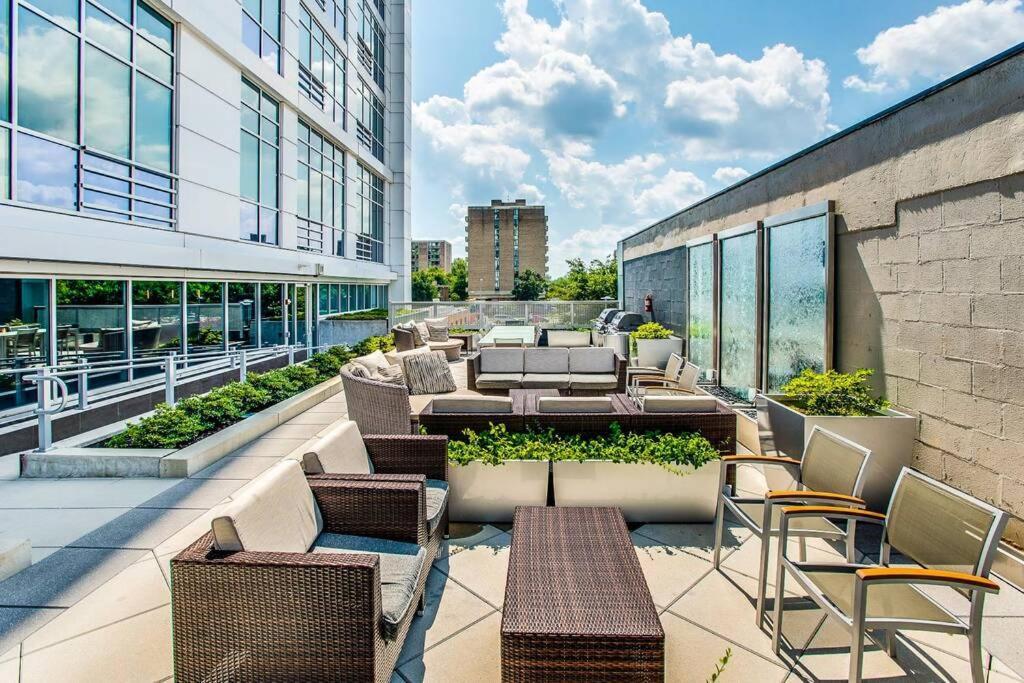 Luxury D.c. 1br Apt W/rooftop Pool In Southwest Waterfront Appartement *